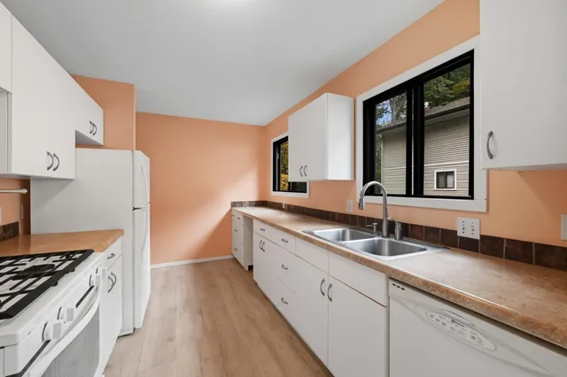 $170,000 | 2741 Upland Court, Plymouth, MN 55447