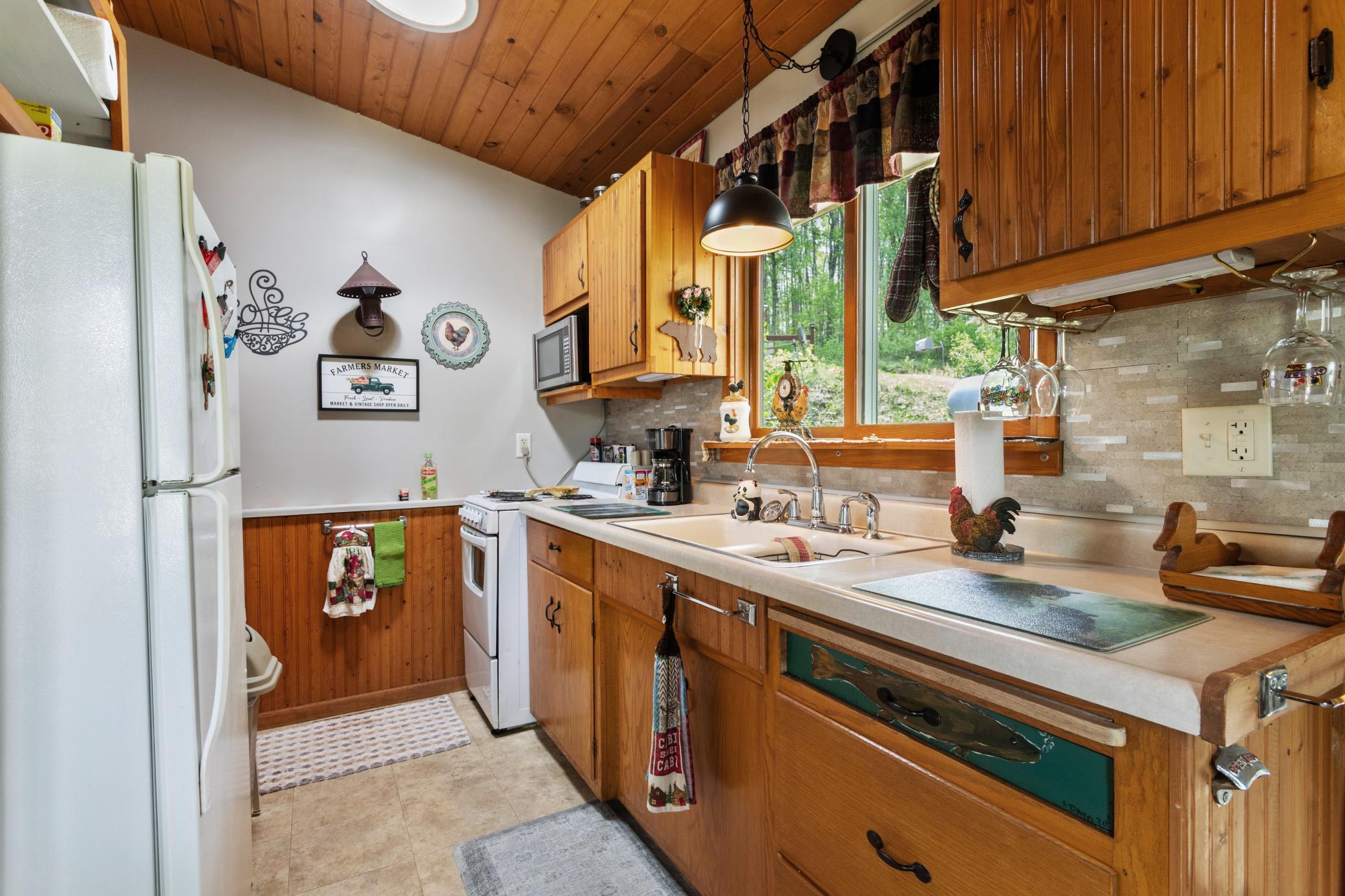 30173 Brown Road Danbury, WI 54830 - Photo 8 of 20