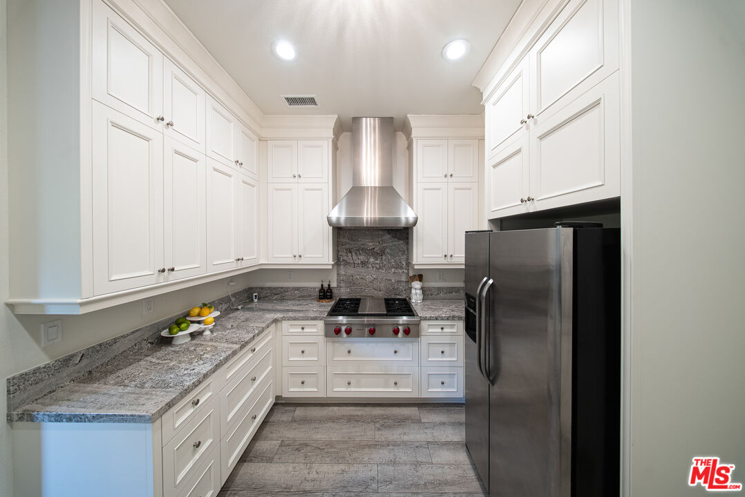 20111 Piccadilly Lane Porter Ranch, CA 91326 - Photo 12 of 64