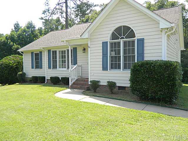 172 Ridge Way Lane Clayton, NC 27520 - Photo 3 of 22 Gallery Image 3