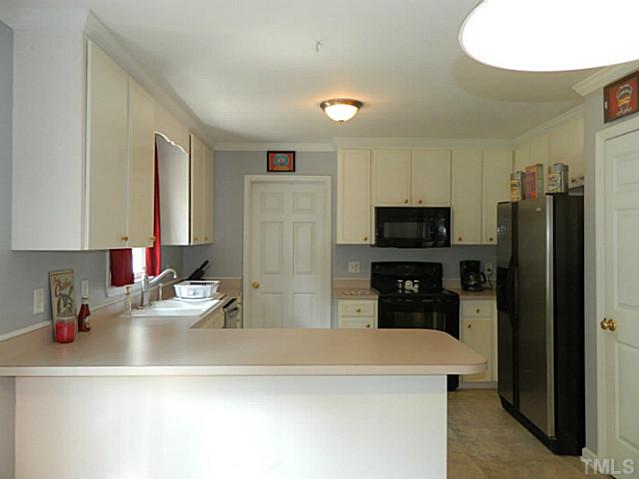 172 Ridge Way Lane Clayton, NC 27520 - Photo 8 of 22 Gallery Image 8