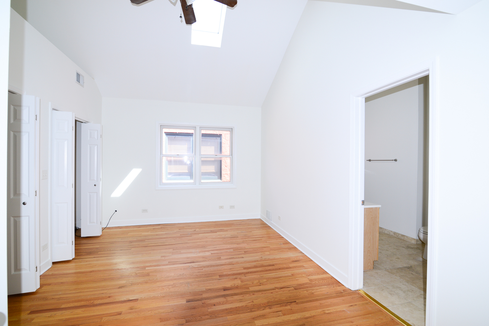 2334 West Harrison Street, Unit 4 Chicago, IL 60612 - Photo 13 of 19