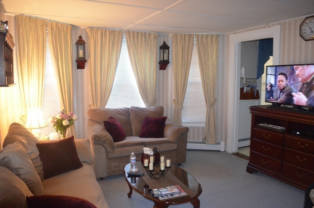 304 Cumberland Road Lowell, MA 01850 - Photo 23 of 34 Gallery Image 23