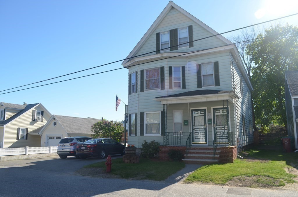 304 Cumberland Road Lowell, MA 01850 - Photo 3 of 34 Gallery Image 3