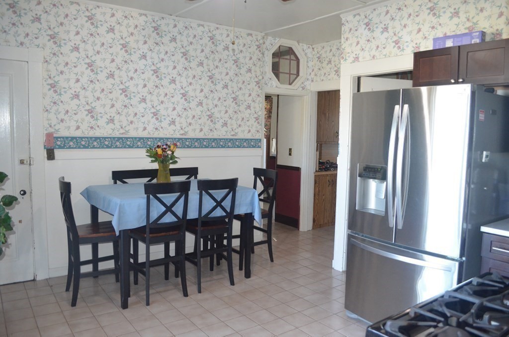304 Cumberland Road Lowell, MA 01850 - Photo 10 of 34 Gallery Image 10