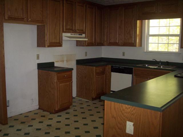584 Knight Road Gray Court, SC 29645 - Photo 5 of 14