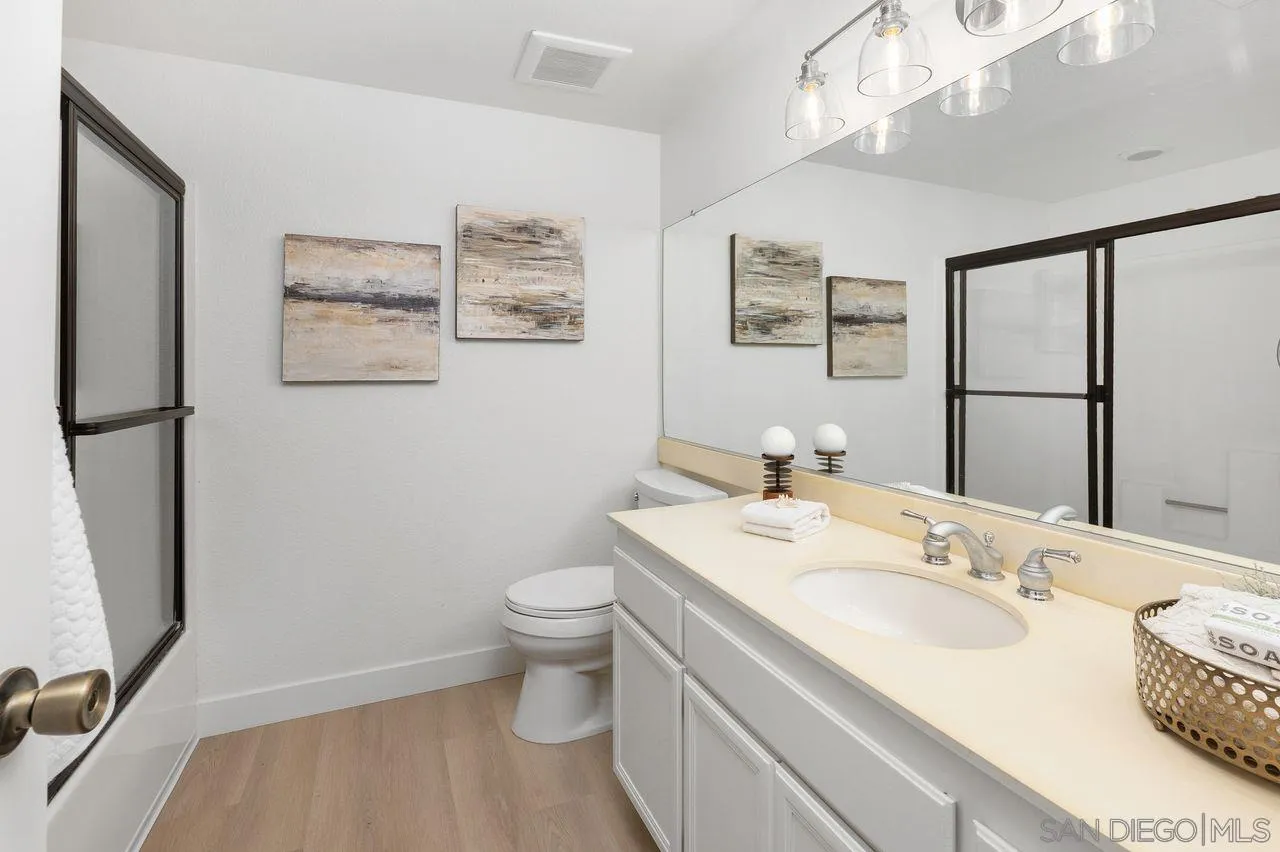 4045 Carmel View Road, Unit 88 San Diego, CA 92130 - Photo 13 of 34