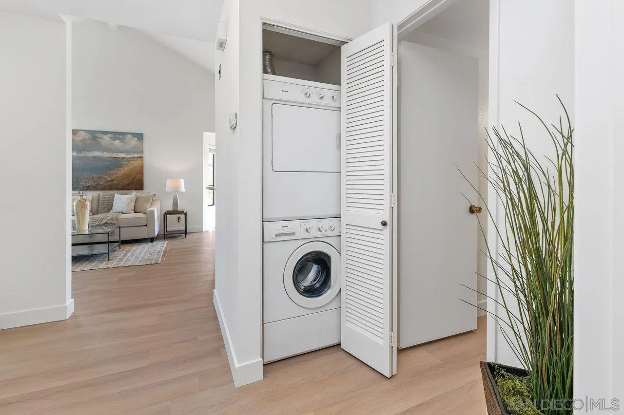 4045 Carmel View Road, Unit 88 San Diego, CA 92130 - Photo 17 of 34