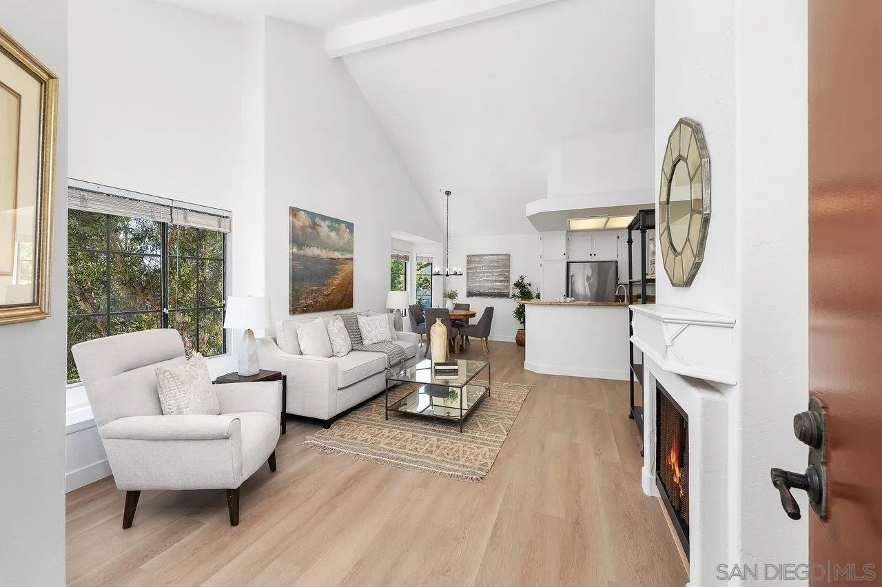 4045 Carmel View Road, Unit 88 San Diego, CA 92130 - Photo 2 of 34