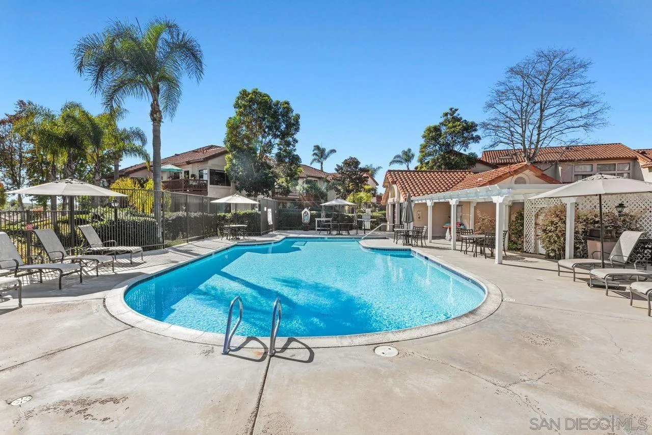 4045 Carmel View Road, Unit 88 San Diego, CA 92130 - Photo 29 of 34