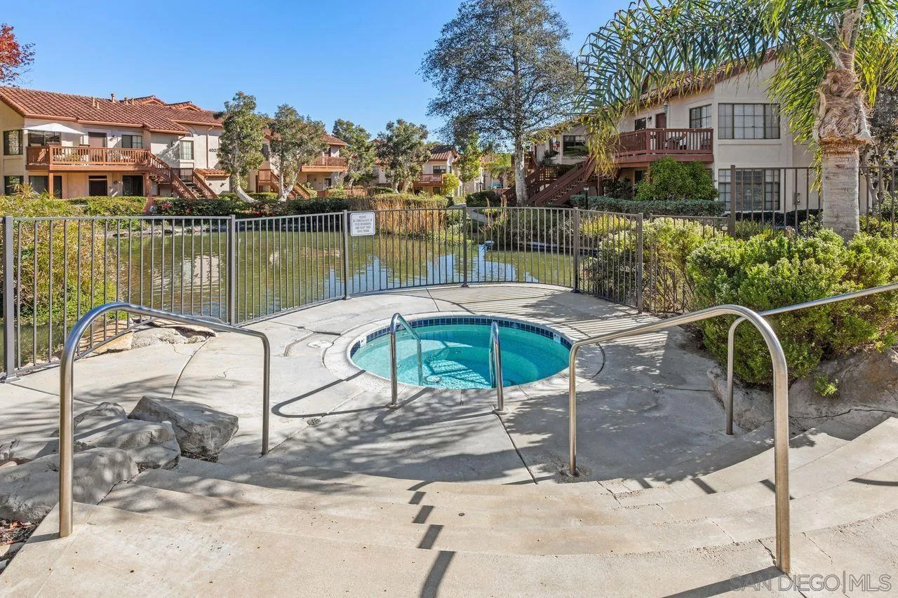 4045 Carmel View Road, Unit 88 San Diego, CA 92130 - Photo 30 of 34