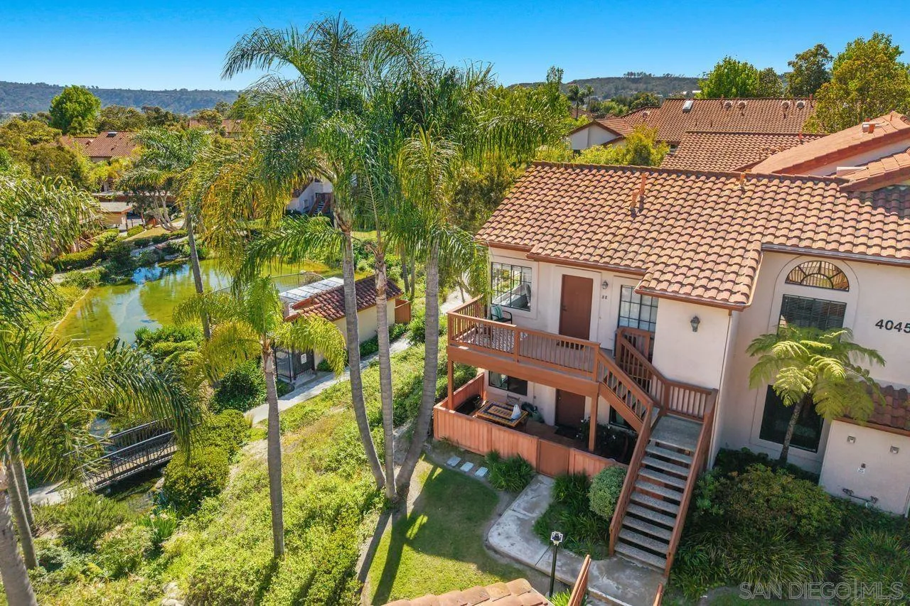 4045 Carmel View Road, Unit 88 San Diego, CA 92130 - Photo 3 of 34