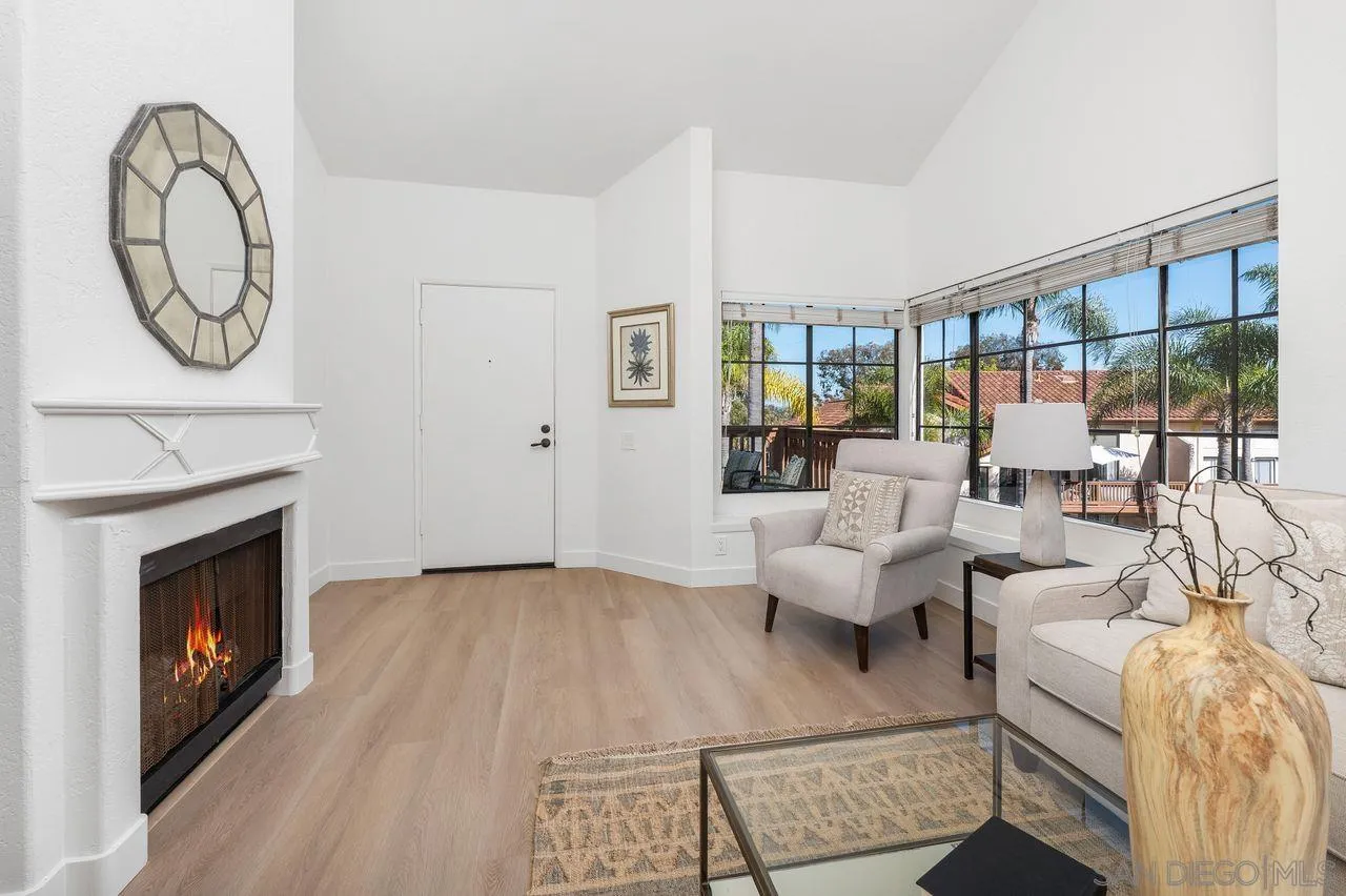 4045 Carmel View Road, Unit 88 San Diego, CA 92130 - Photo 7 of 34