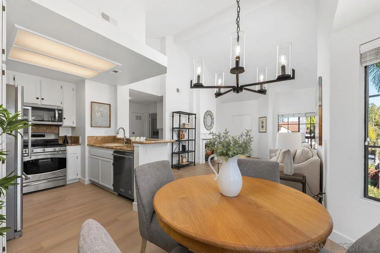 4045 Carmel View Road, Unit 88 San Diego, CA 92130 - Photo 10 of 34