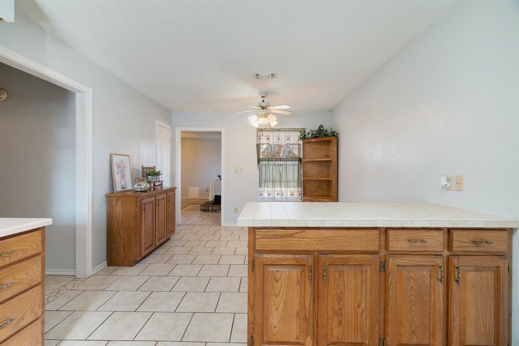 201 County Road Powderly, TX 75473 - Photo 6 of 26