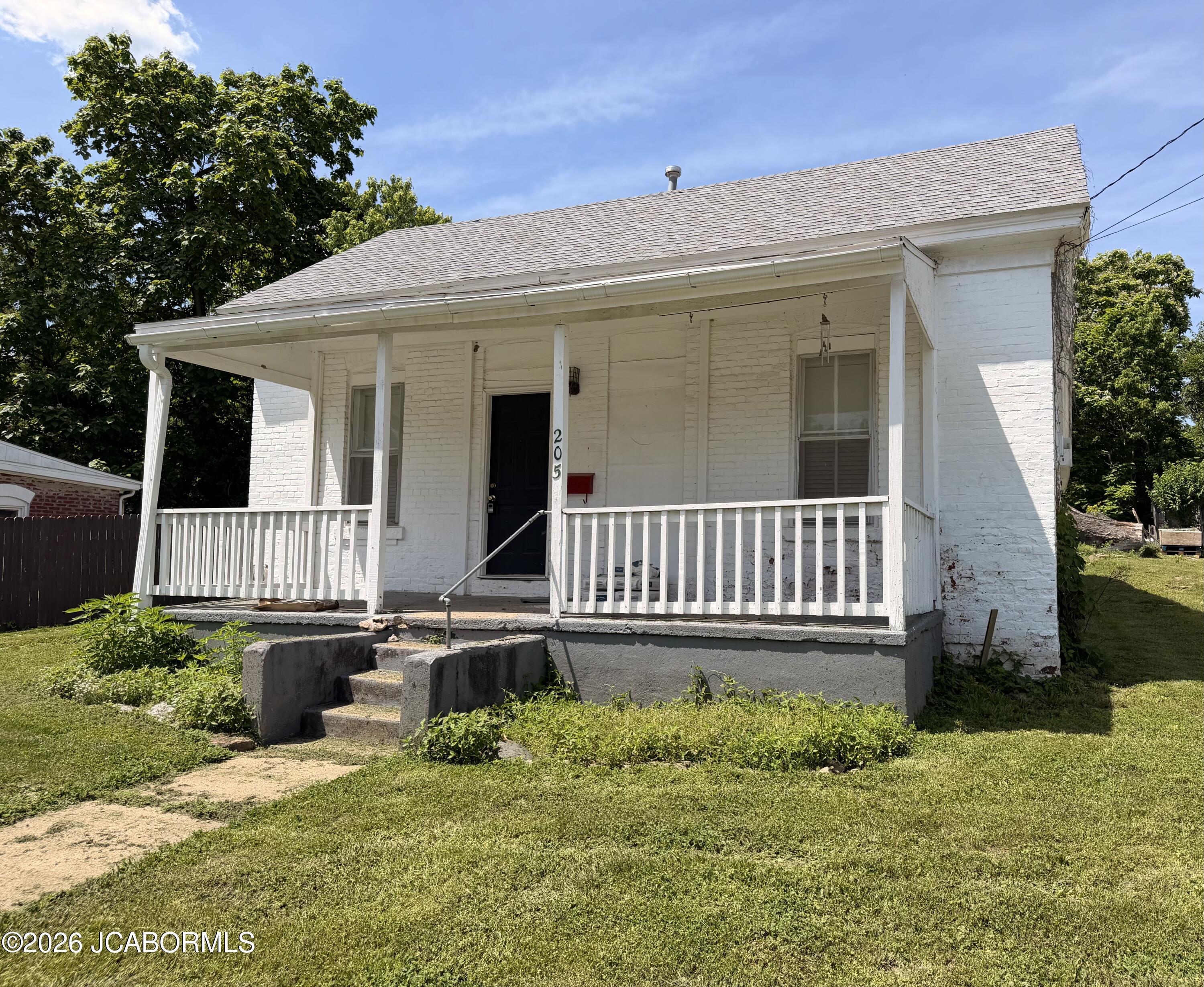 205 West 2nd Street Fulton, MO 65251 - Photo 1 of 31 2