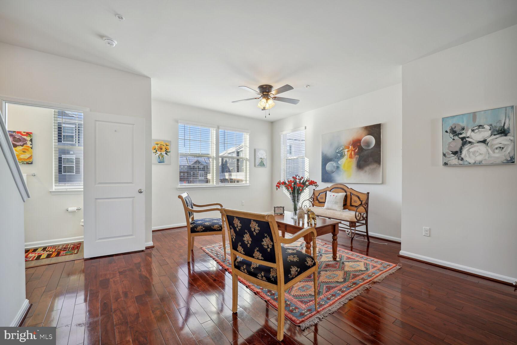 9710 Ruby Lockhart Boulevard Bowie, MD 20721 - Photo 4 of 46 Living Room