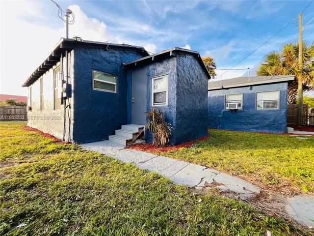 $390,000 | 1927 Windsor Avenue, West Palm Beach, FL 33407