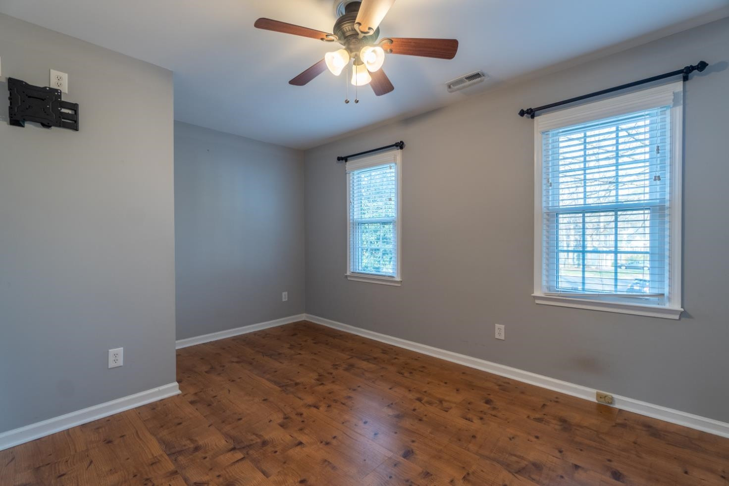5525 Banwell Place Raleigh, NC 27613 - Photo 21 of 39 Photo 21