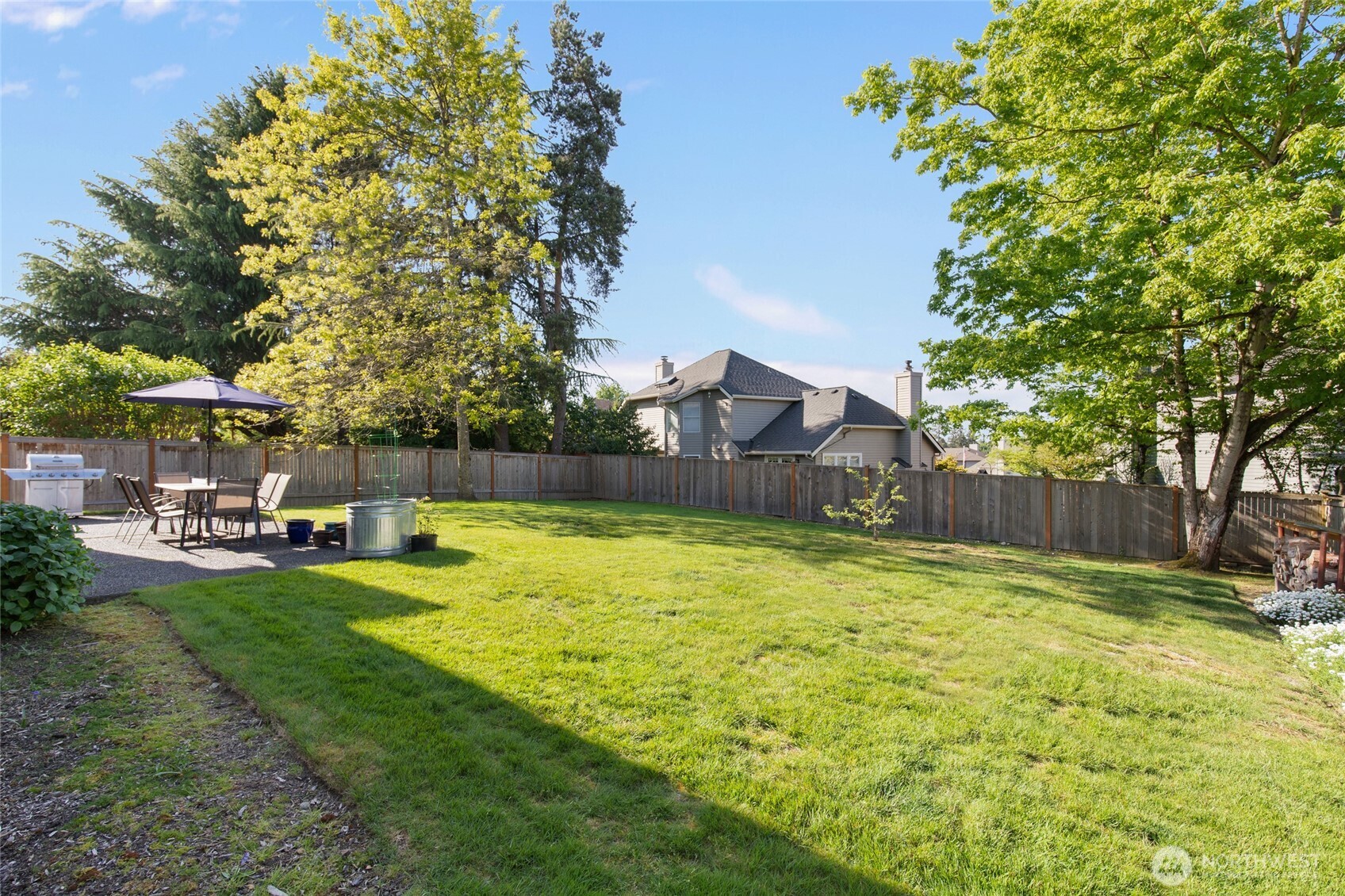 2423 240th Street Southeast Bothell, WA 98021 - Photo 35 of 40