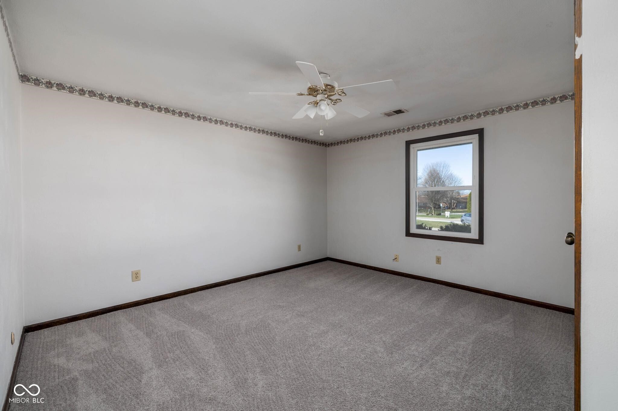 2033 Alhambra Court, Unit B Anderson, IN 46013 - Photo 11 of 26