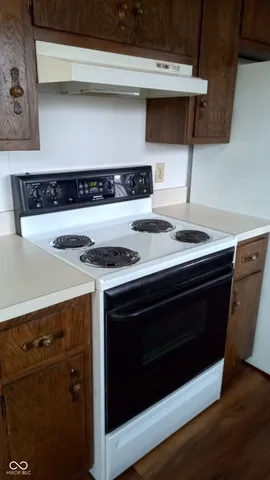 $155,000 | 2033 Alhambra Court, Unit B, Anderson, IN 46013