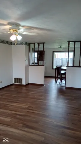 $155,000 | 2033 Alhambra Court, Unit B, Anderson, IN 46013