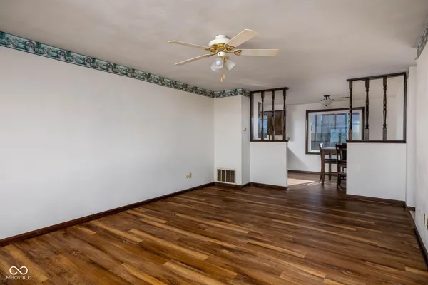 $139,900 | 2033 Alhambra Court, Unit B, Anderson, IN 46013