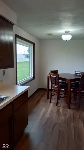 $155,000 | 2033 Alhambra Court, Unit B, Anderson, IN 46013