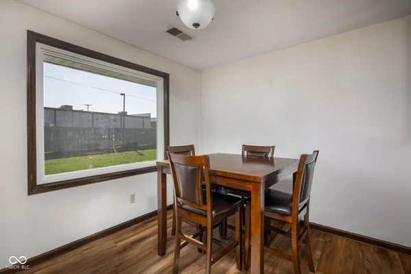 $139,900 | 2033 Alhambra Court, Unit B, Anderson, IN 46013