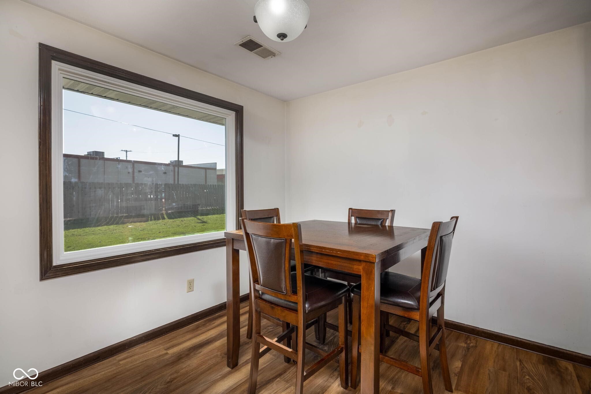 2033 Alhambra Court, Unit B Anderson, IN 46013 - Photo 5 of 26