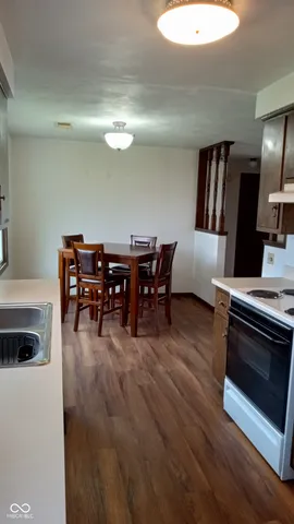 $155,000 | 2033 Alhambra Court, Unit B, Anderson, IN 46013