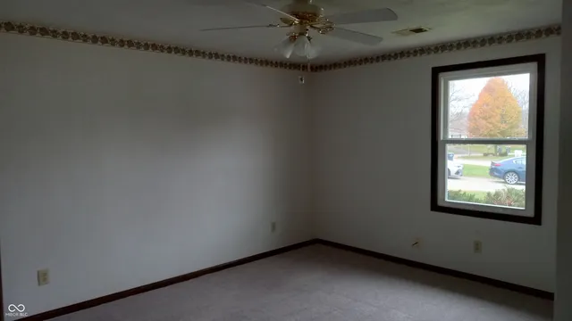 $155,000 | 2033 Alhambra Court, Unit B, Anderson, IN 46013