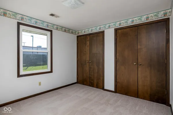 $139,900 | 2033 Alhambra Court, Unit B, Anderson, IN 46013