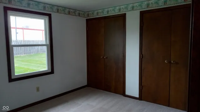 $155,000 | 2033 Alhambra Court, Unit B, Anderson, IN 46013