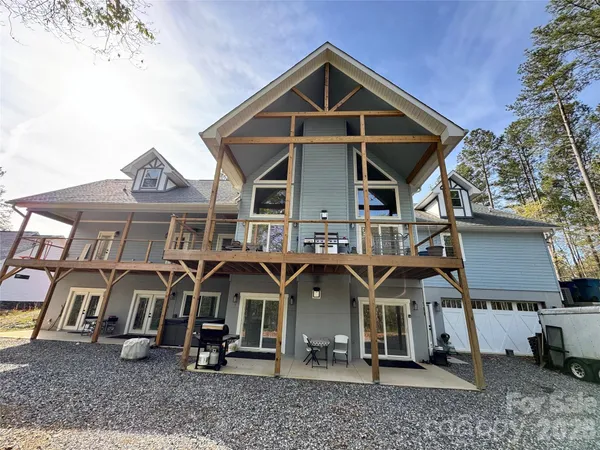 $1,100,000 | 2371 West Paradise Harbor Drive, Connelly Springs, NC 28612