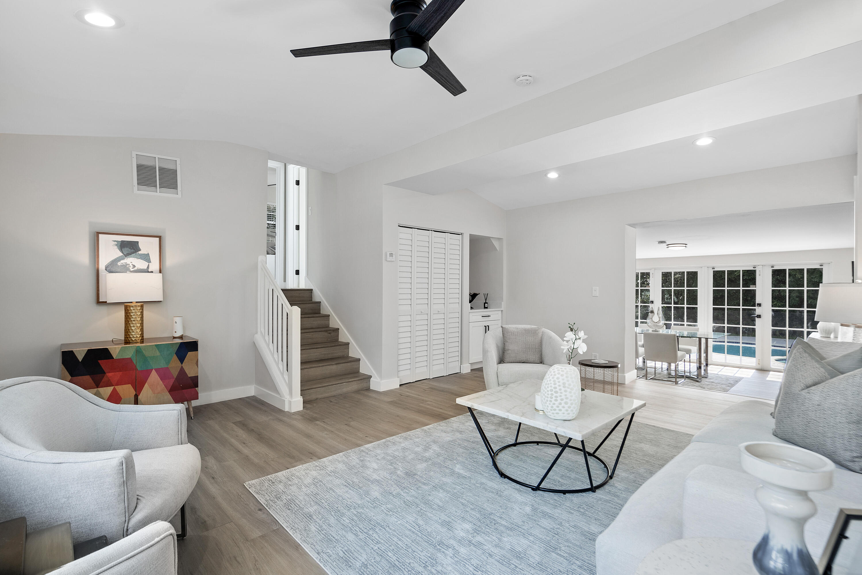1505 Northeast 4th Avenue Boca Raton, FL 33432 - Photo 11 of 34 Living Room