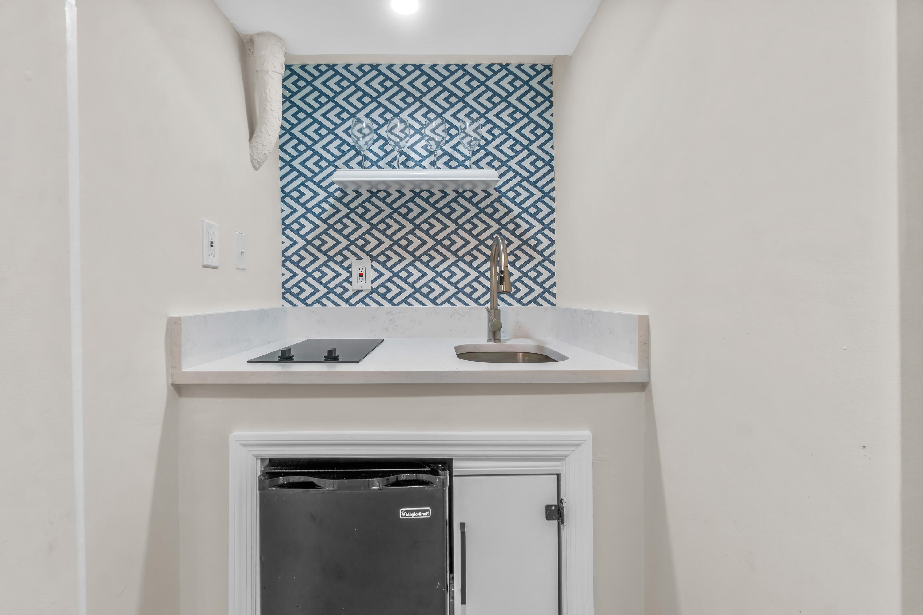 1505 Northeast 4th Avenue Boca Raton, FL 33432 - Photo 23 of 34 In-law Suite