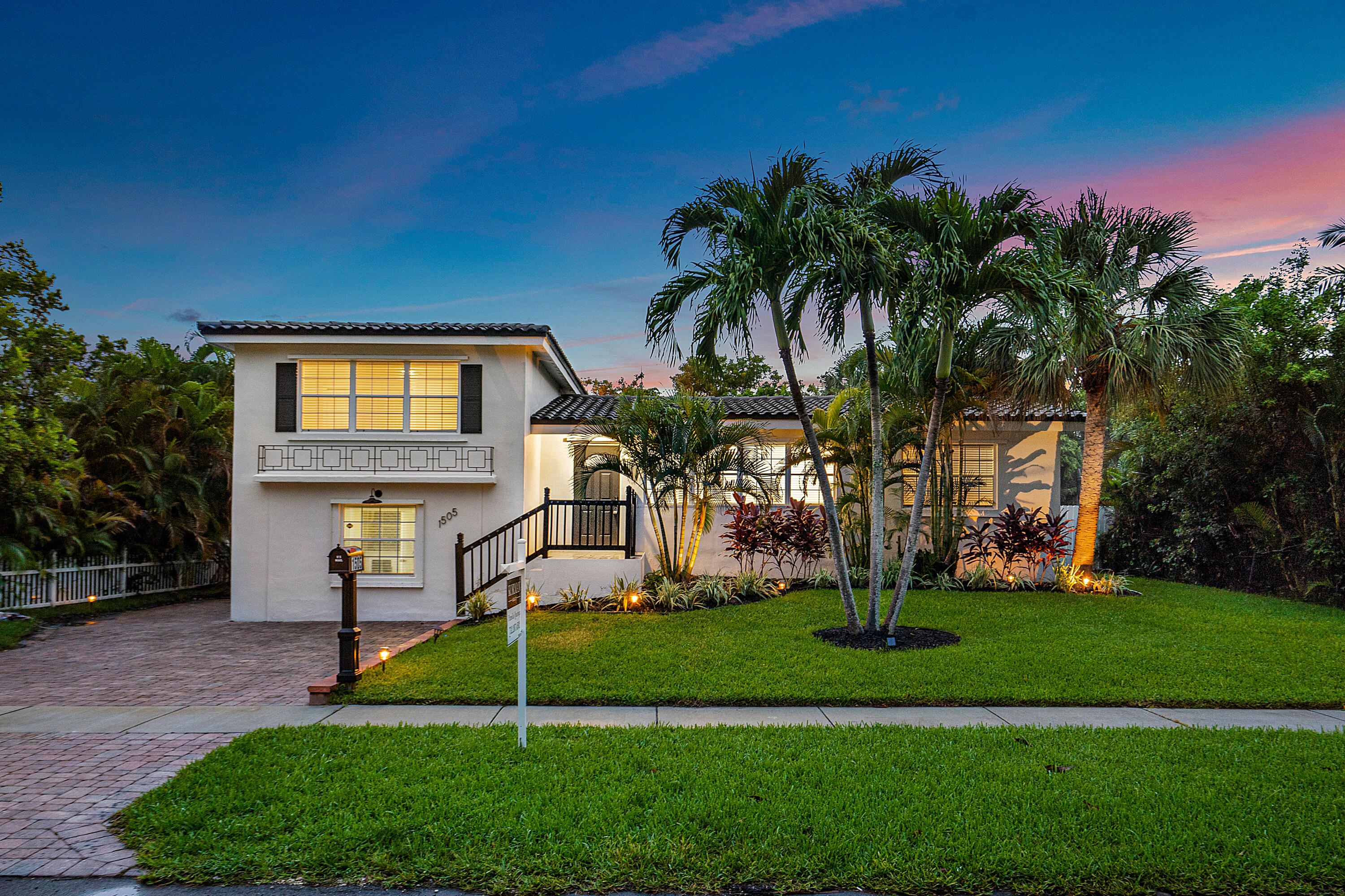 1505 Northeast 4th Avenue Boca Raton, FL 33432 - Photo 3 of 34 Front