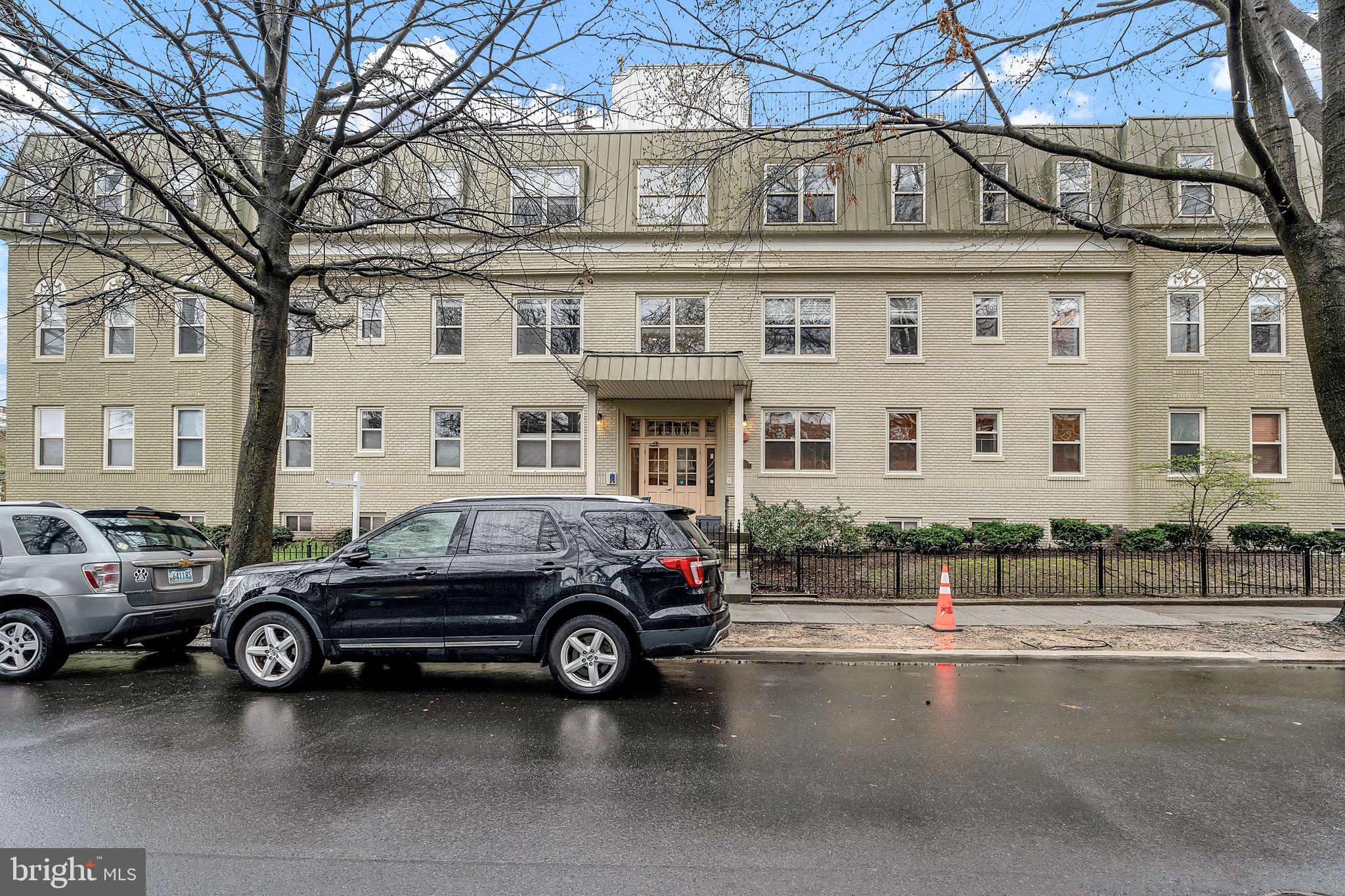 1300 Taylor Street Northwest, Unit 101 Washington, DC 20011 - Photo 2 of 31