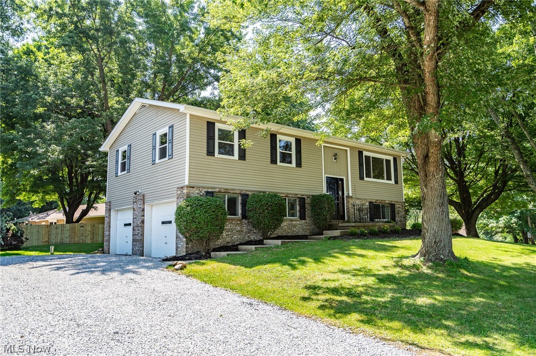 4287 Slaughter Road Uniontown, OH 44685 - Photo 2 of 20 Gallery Image 2