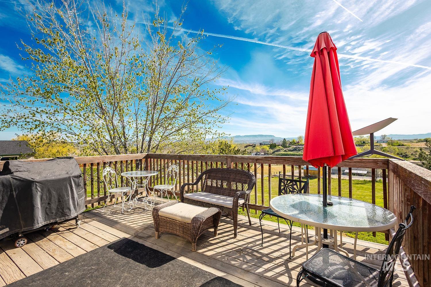 3950 Cassia Road New Plymouth, ID 83655 - Photo 25 of 26 Deck with area for grilling