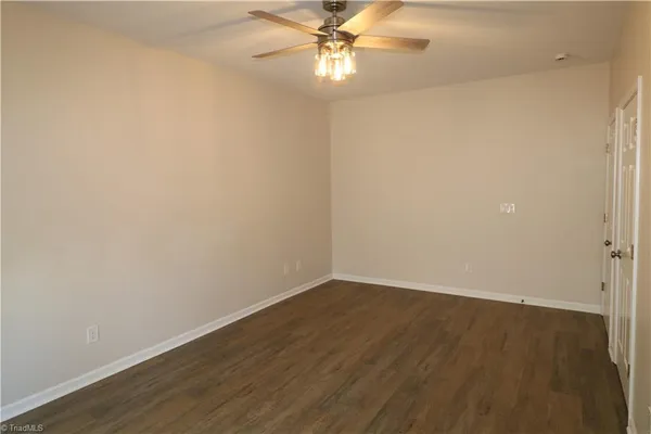 $1,650 | 6901 Hanesbrook Circle, Unit 102, Clemmons, NC 27012