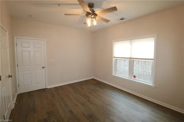 $1,650 | 6901 Hanesbrook Circle, Unit 102, Clemmons, NC 27012