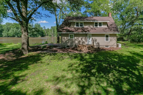 $229,900 | 5321 320th Street North, Hillsdale, IL 61257