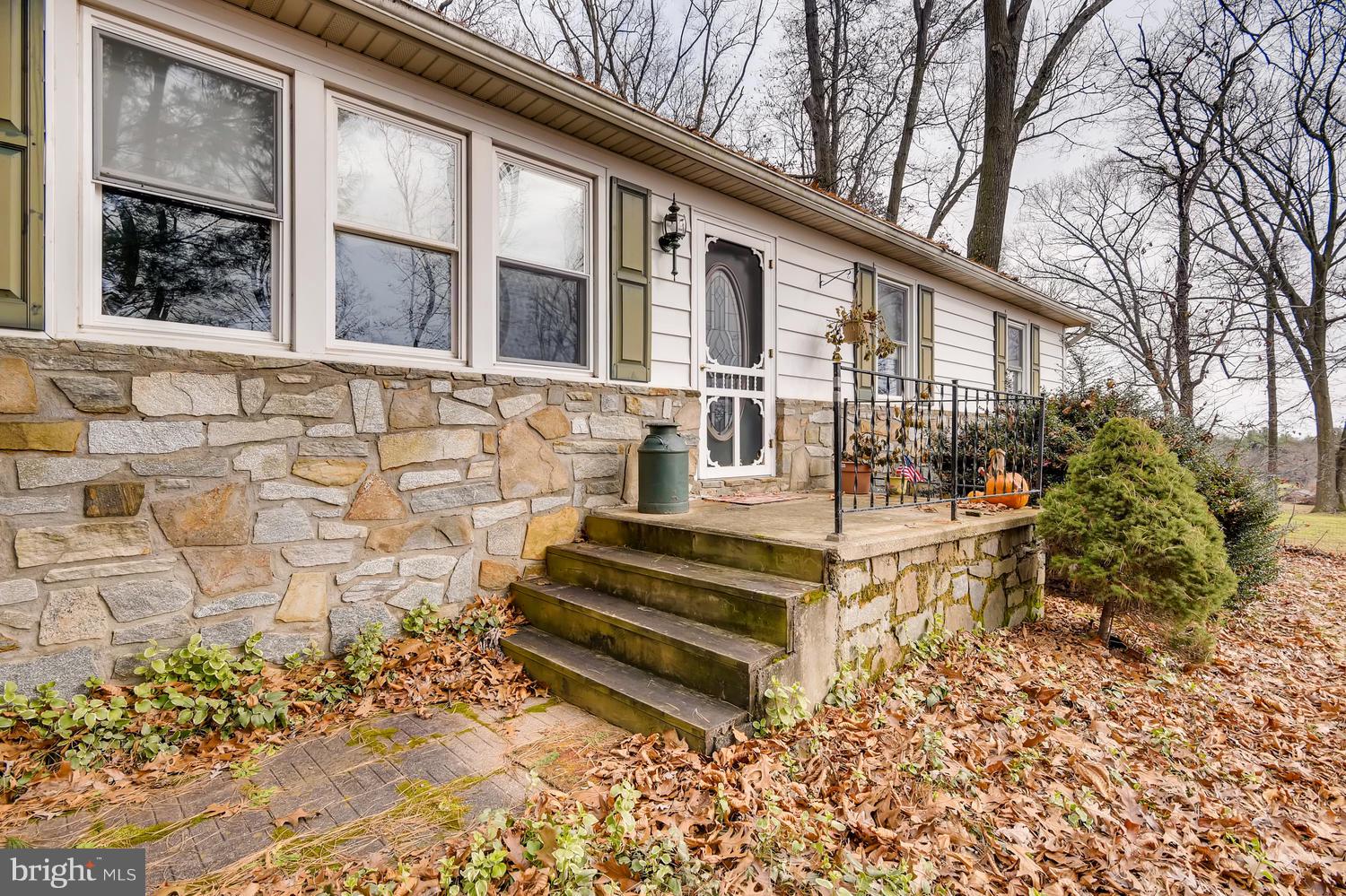 4727 Archer Road Whiteford, MD 21160 - Photo 3 of 26 Welcome home!