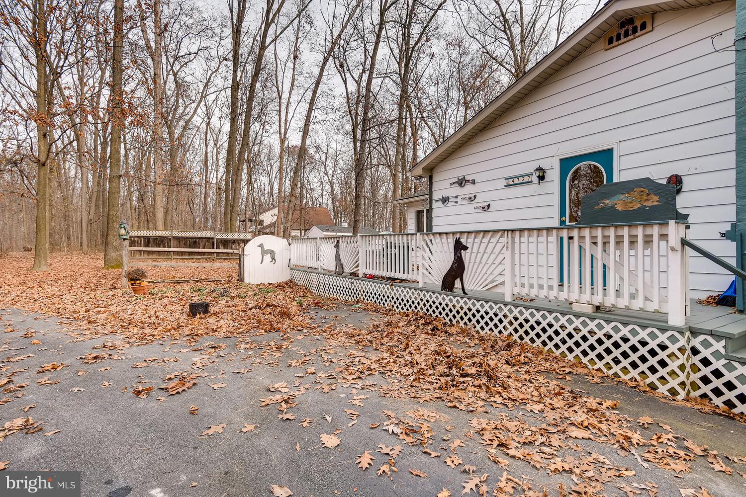 4727 Archer Road Whiteford, MD 21160 - Photo 25 of 26 Paved driveway!