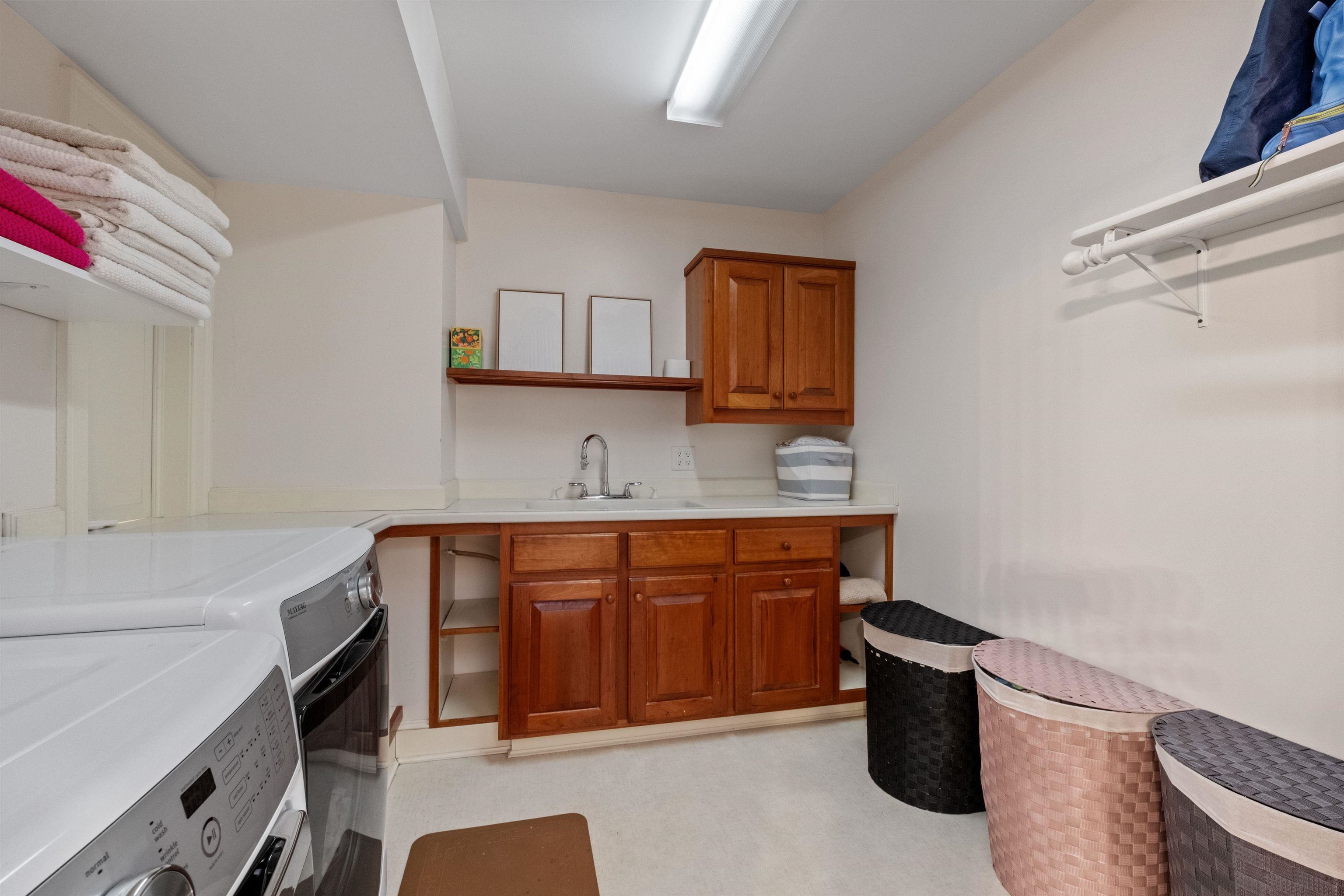 211 Hedgerose Lane Hopkinton, NH 03229 - Photo 36 of 59
