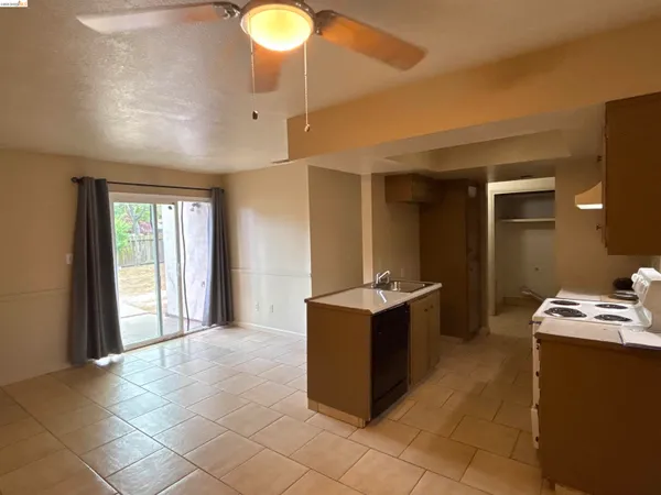 $2,150 | 6937 Sumter Quay Circle, Stockton, CA 95219