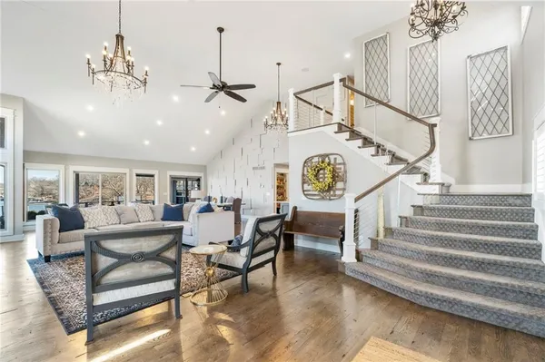 $1,799,000 | 560 Lake Viking Terrace, Gallatin, MO 64640